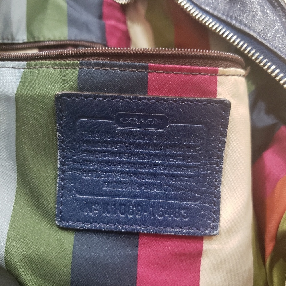 Handbag - Picture 3 of 8